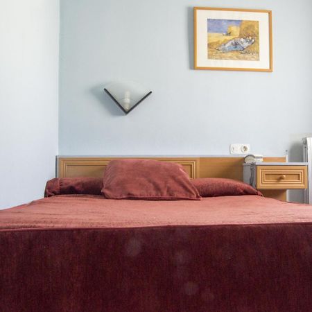 Hotel Rausan Альфахарін Номер фото