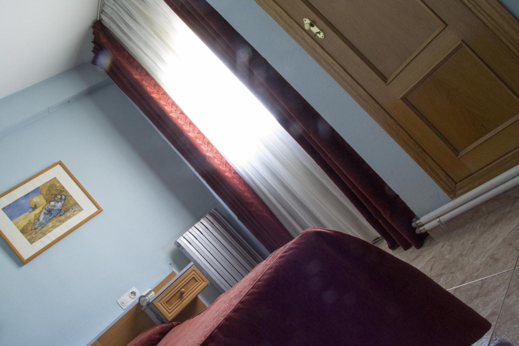 Hotel Rausan Альфахарін Номер фото